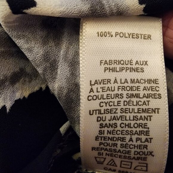 Express XS Feather Print Split Back Tank Top – Black & White Chiffon, Lightweigh - Picture 8 of 9